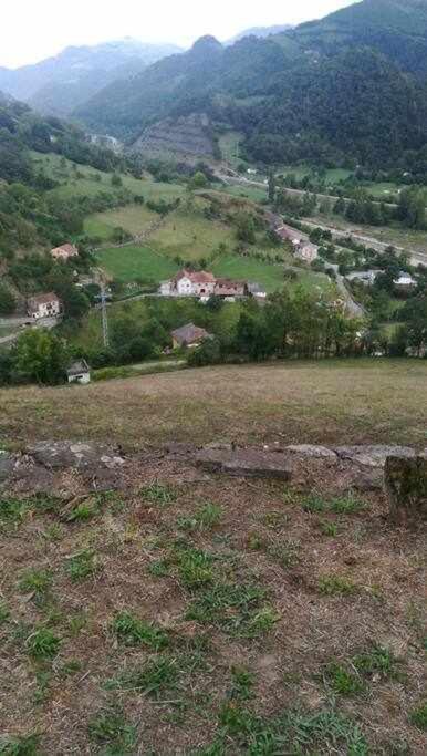 Encanto Asturiano Aller Luaran gambar